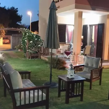 Daniela Sul Mare. Villa *