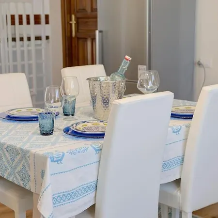Villa Daniela Sul Mare. *