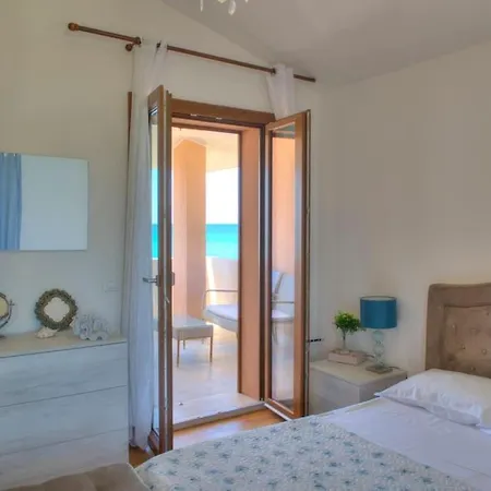 Daniela Sul Mare. Villa