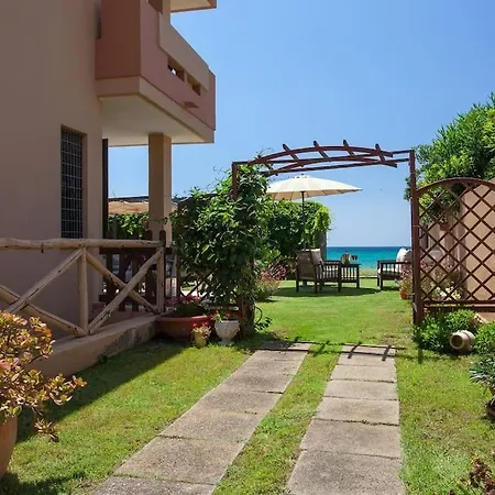Daniela Sul Mare. Villa *